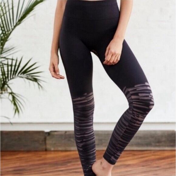 Free People Fp Movement Washed Barely There Yoga Leggings Size XS - Picture 1 of 10